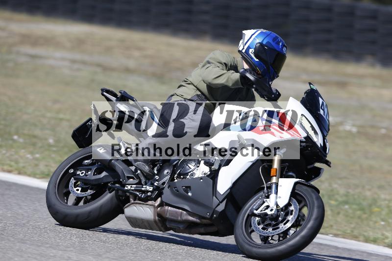 /35 07.08.2026  Discover the Bike ADR/Bike 1 gruen/42